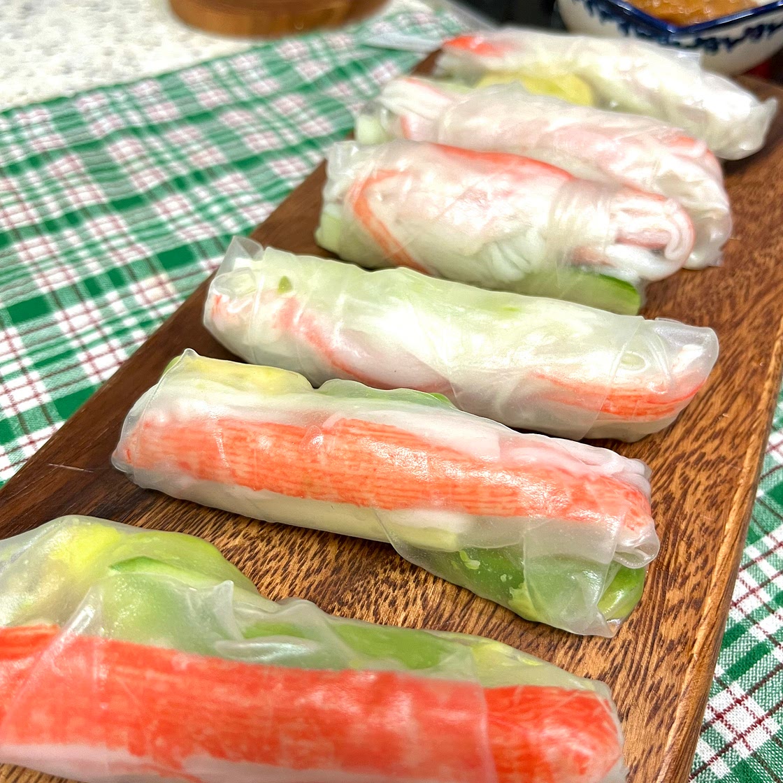 Simple & Fresh Crab Spring Rolls