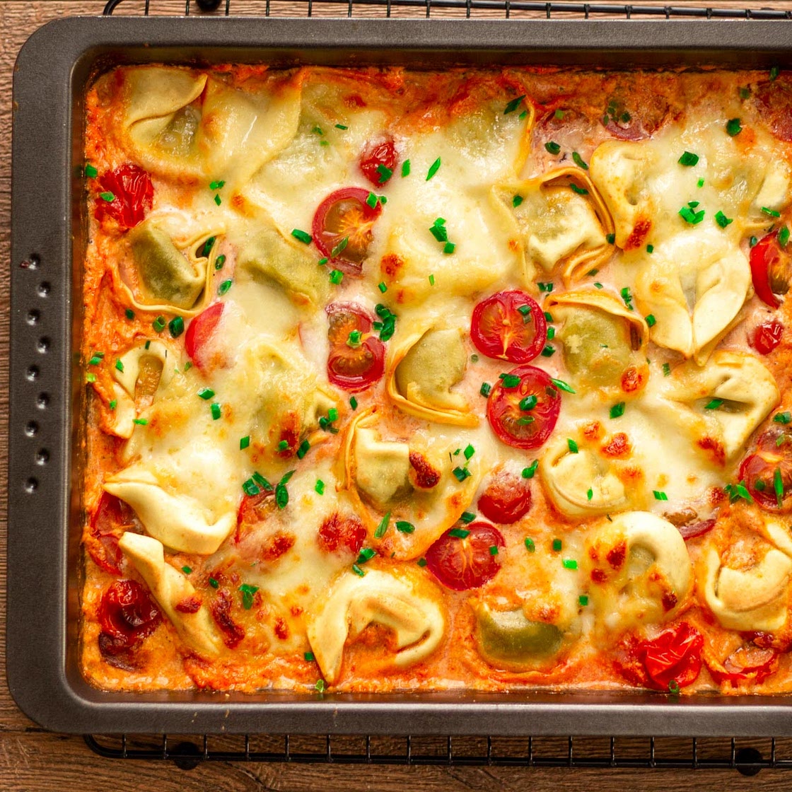 Tortellini-Auflauf mit Tomaten & Mozzarella