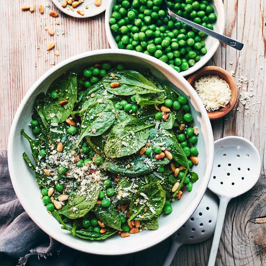 Pea and Pesto Spinach Salad
