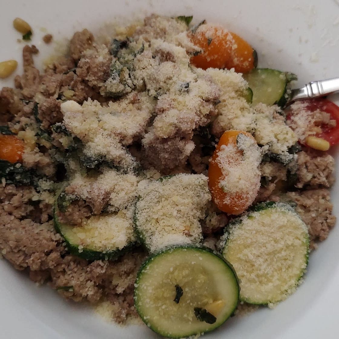 Low Carb Ground Turkey and Zucchini Skillet