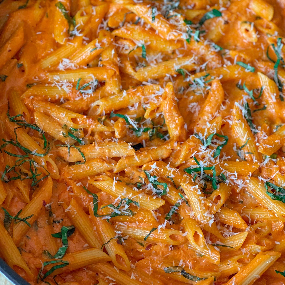 Creamy tomato pasta 