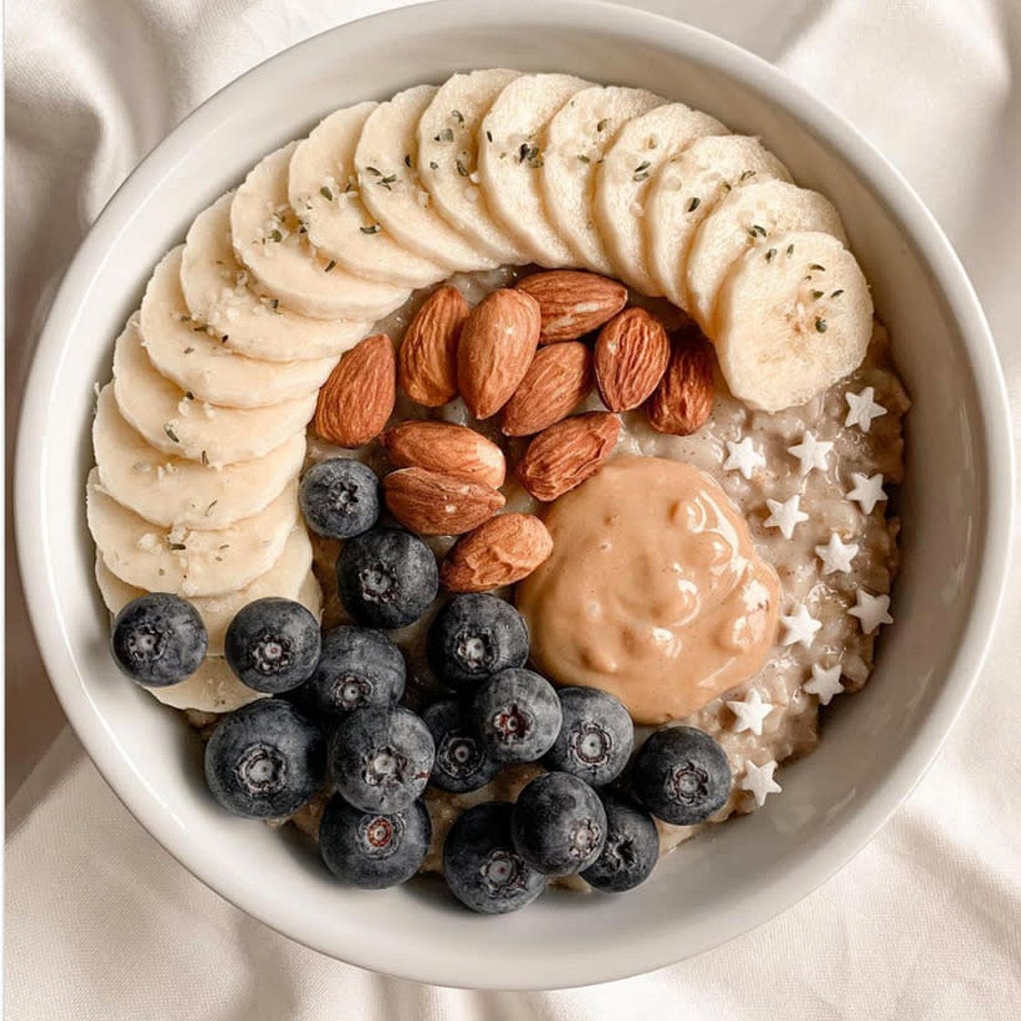 Classic oatmeal breakfast