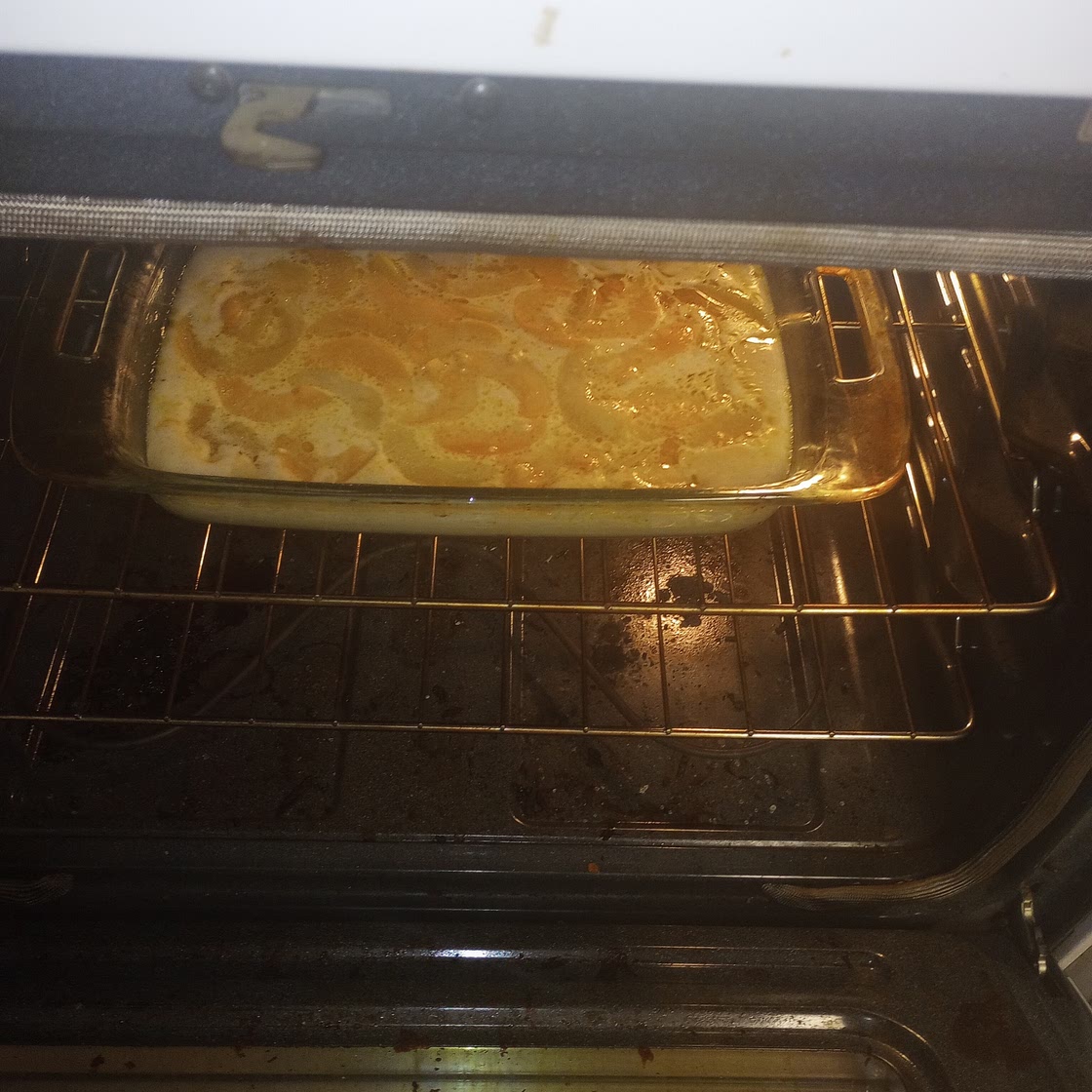 Momma's best peach cobbler