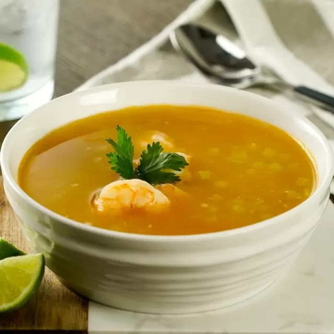 Sopa de Chayote con Camarón