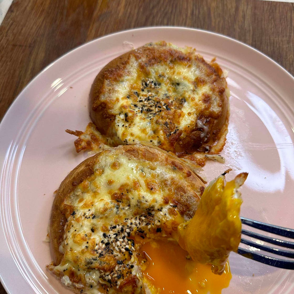 Air Fryer Bagels Stuffed with Cheesy Goodness and Egg!"
