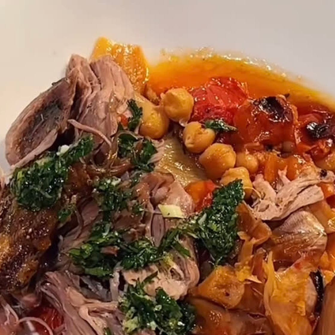 Tomato & Chickpea Lamb Shoulder