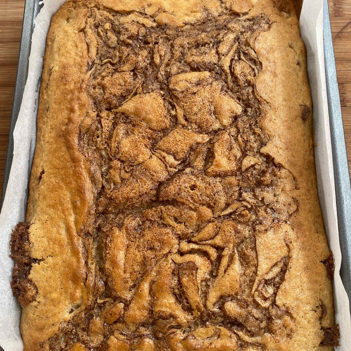CINNAMON ROLL APPLE CAKE 😍