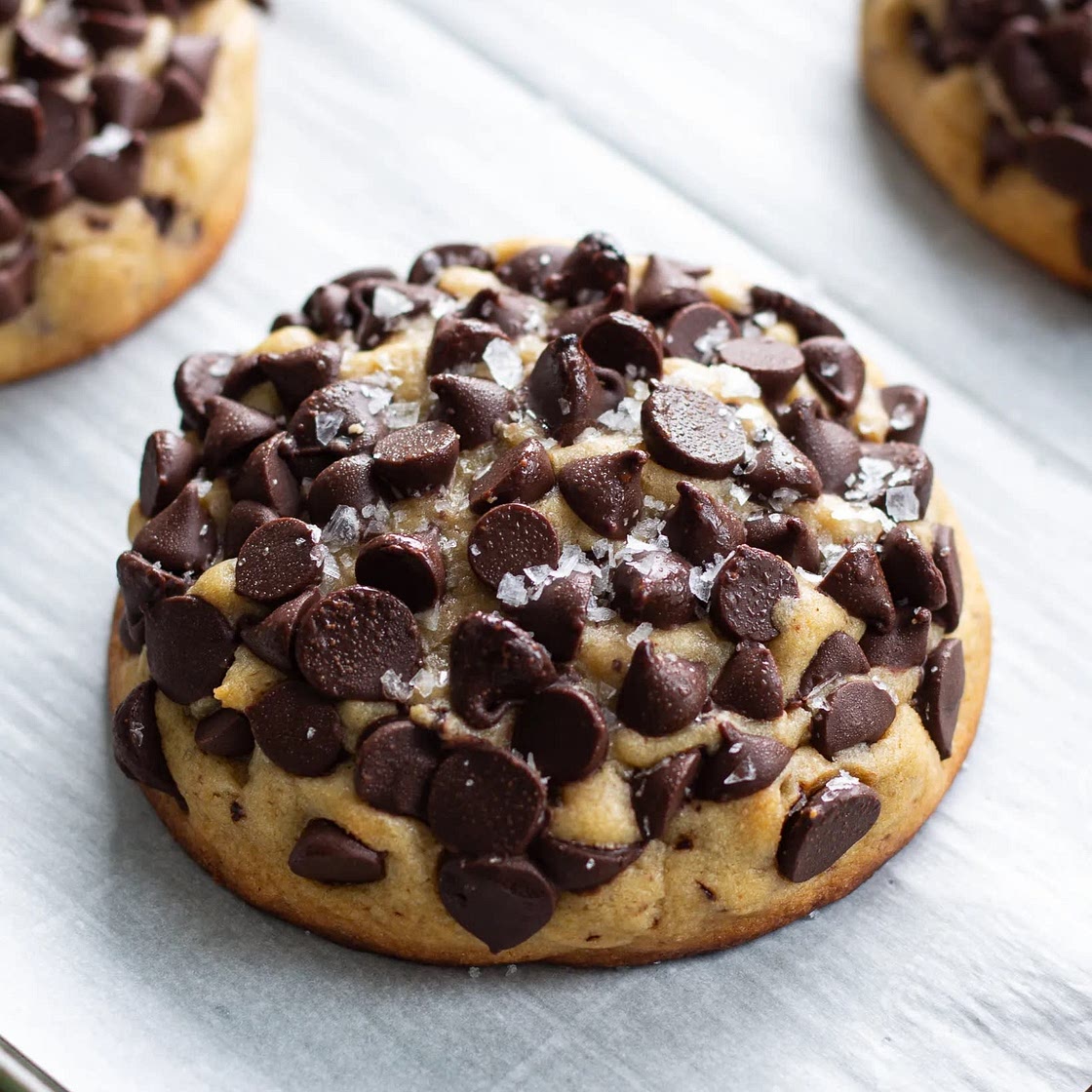 Gideon's Bakehouse Chocolate Chip Cookies - Justine Doiron