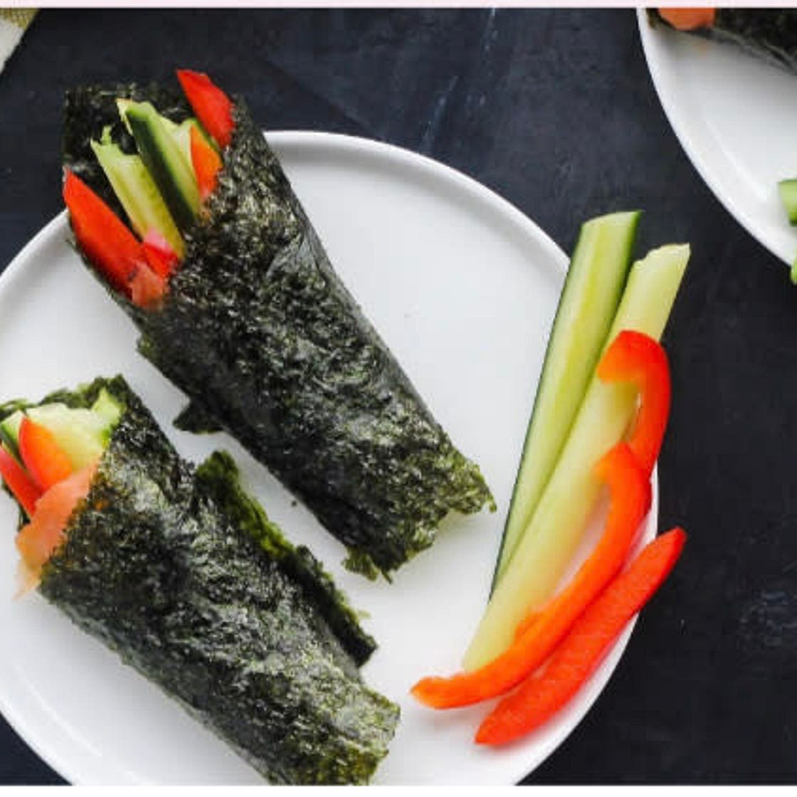 Salmon veg nori rolls 