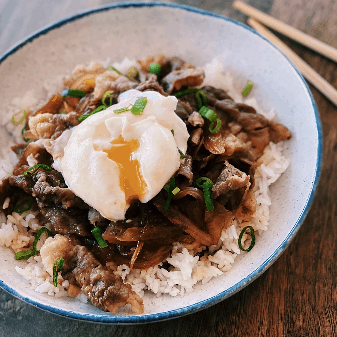 Beef Rice Bowl - Gyudon - Tiffy Cooks