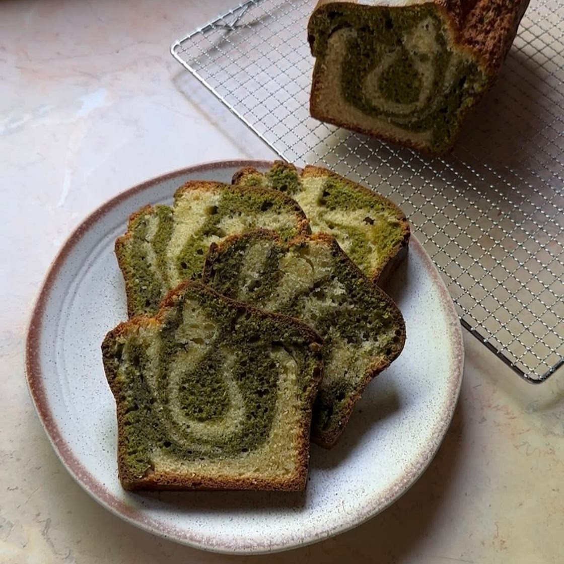 Matcha marble cake 🍵