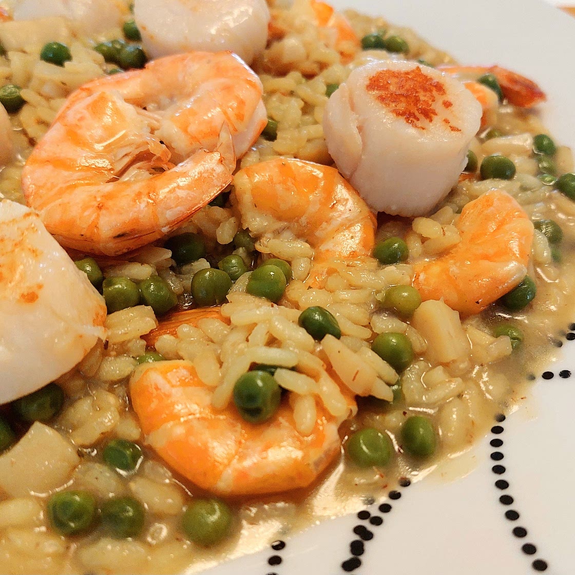 Risotto - Scallops, shrimps, peas and saffron