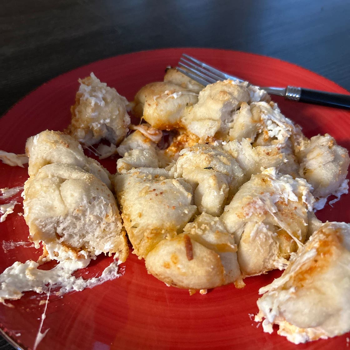 Garlic Bread Pepperoni Pizza Casserole