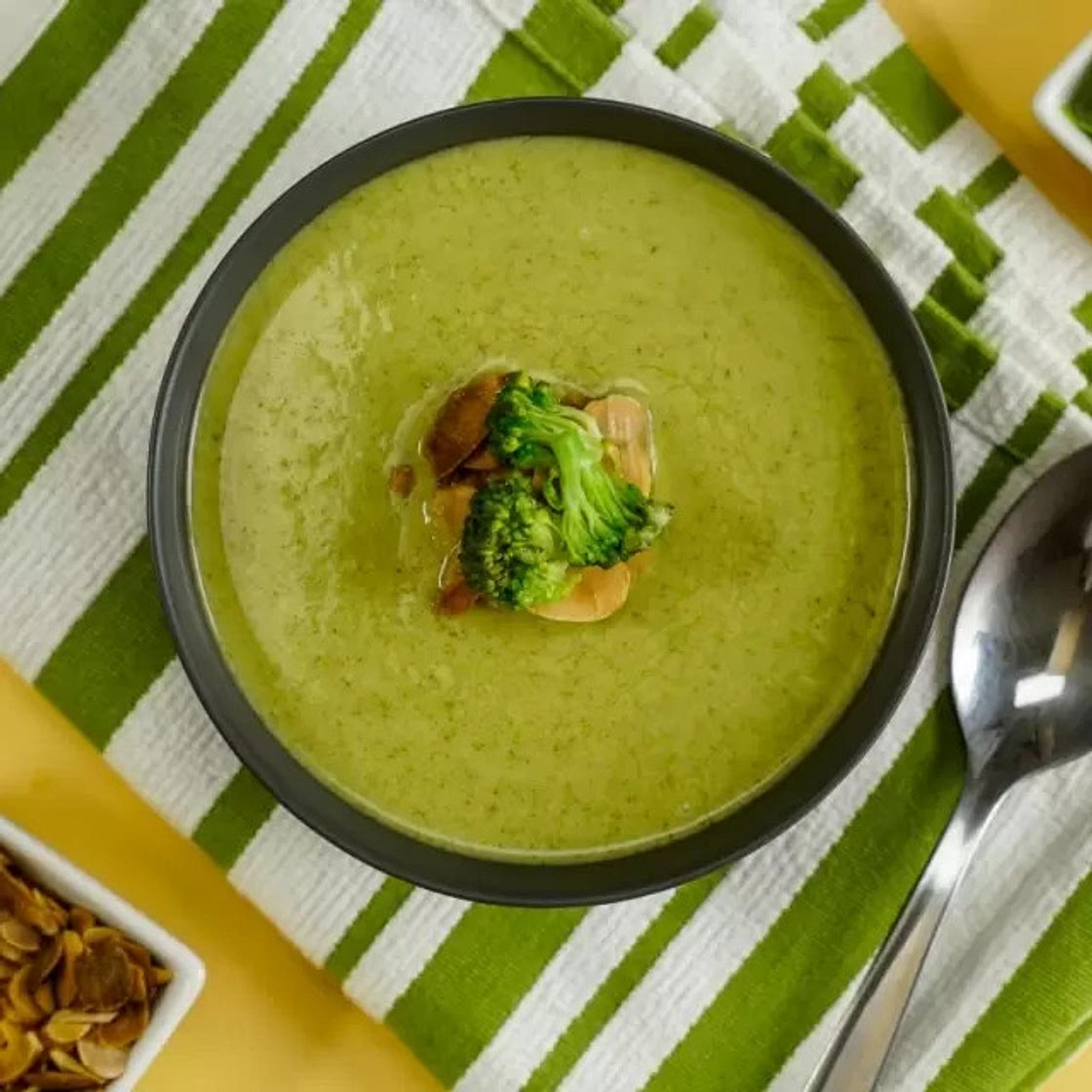 Crema de Brócoli con Almendra sin Lácteos