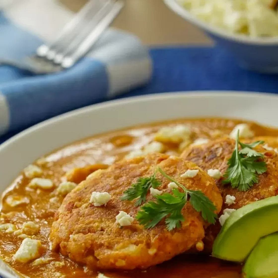 Tortitas de Chorizo en Caldillo de Jitomate