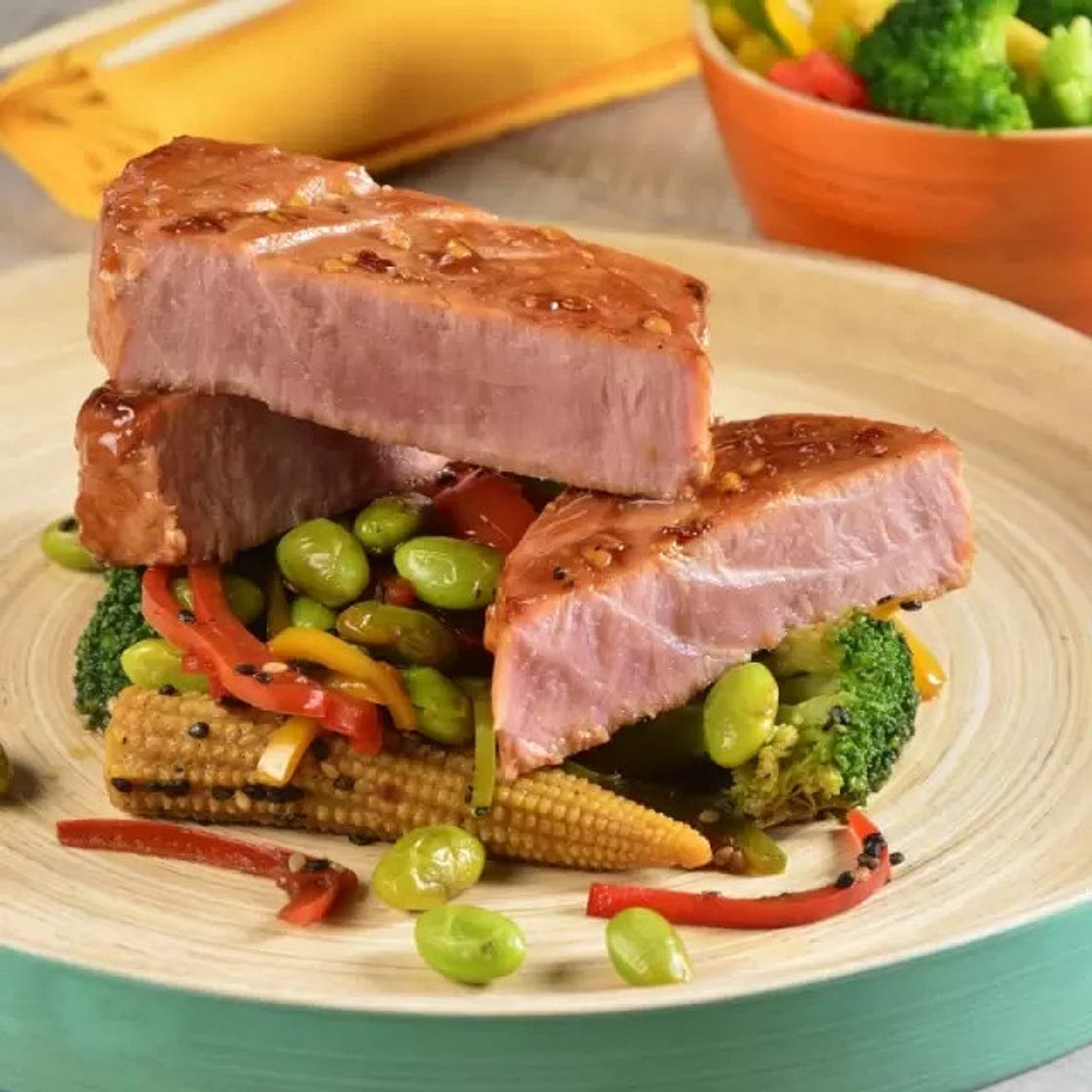 Atún Teriyaki con Vegetales al Ajonjolí