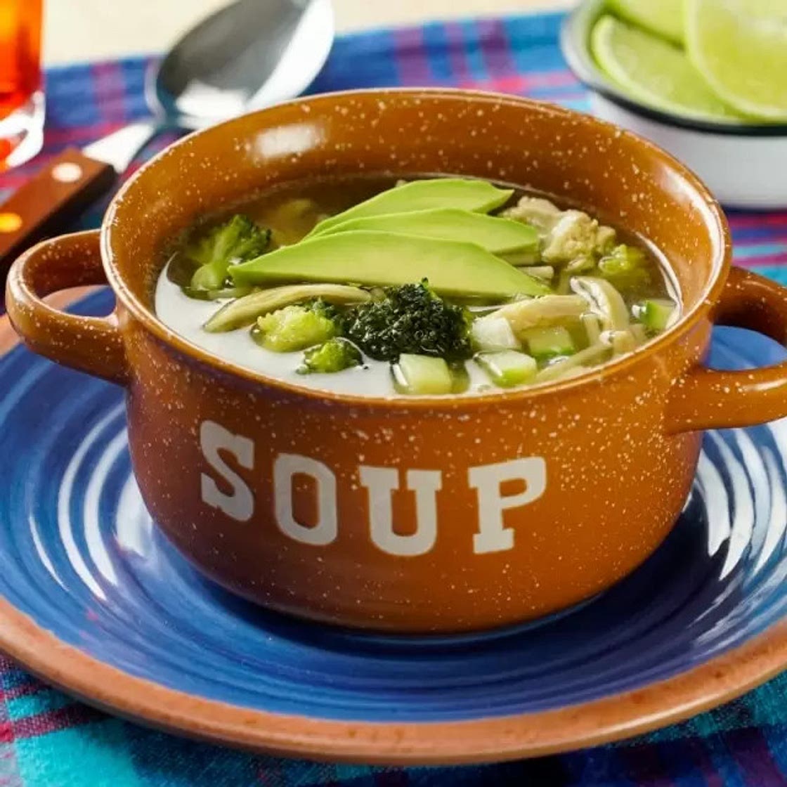 Sopa de Pasta con Pollo