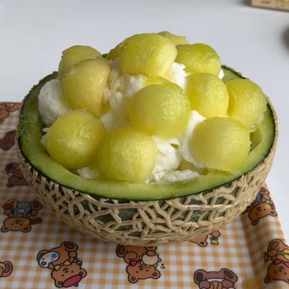카페느낌 메론빙수🍈🤍✨