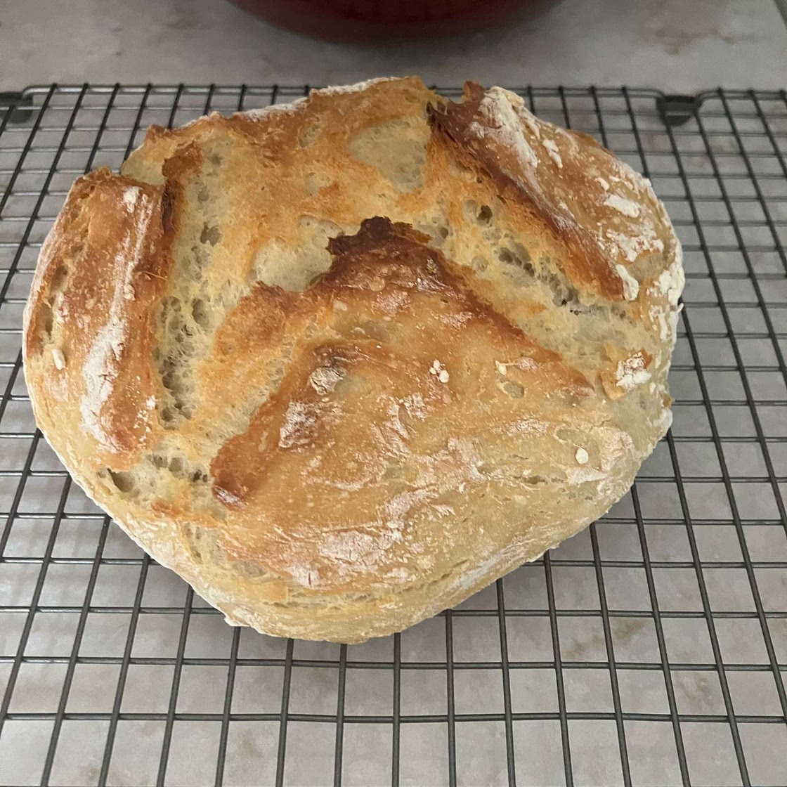 Dutch Oven No Knead Crusty Bread