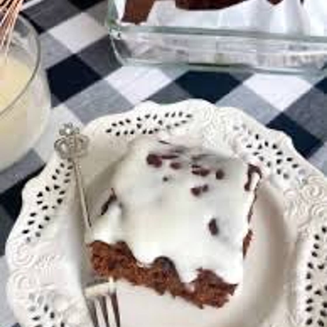 Iced Gingerbread Cake