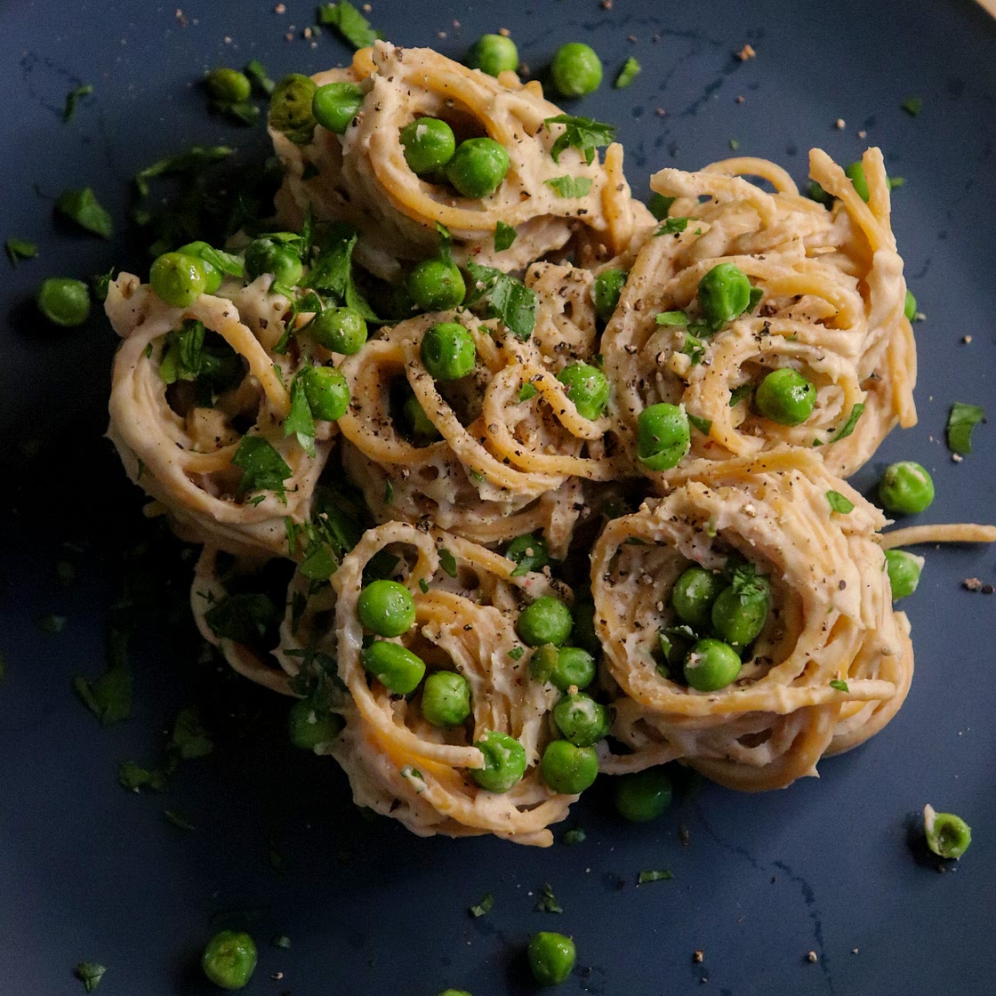 Vegan Alfredo Pasta with Peas