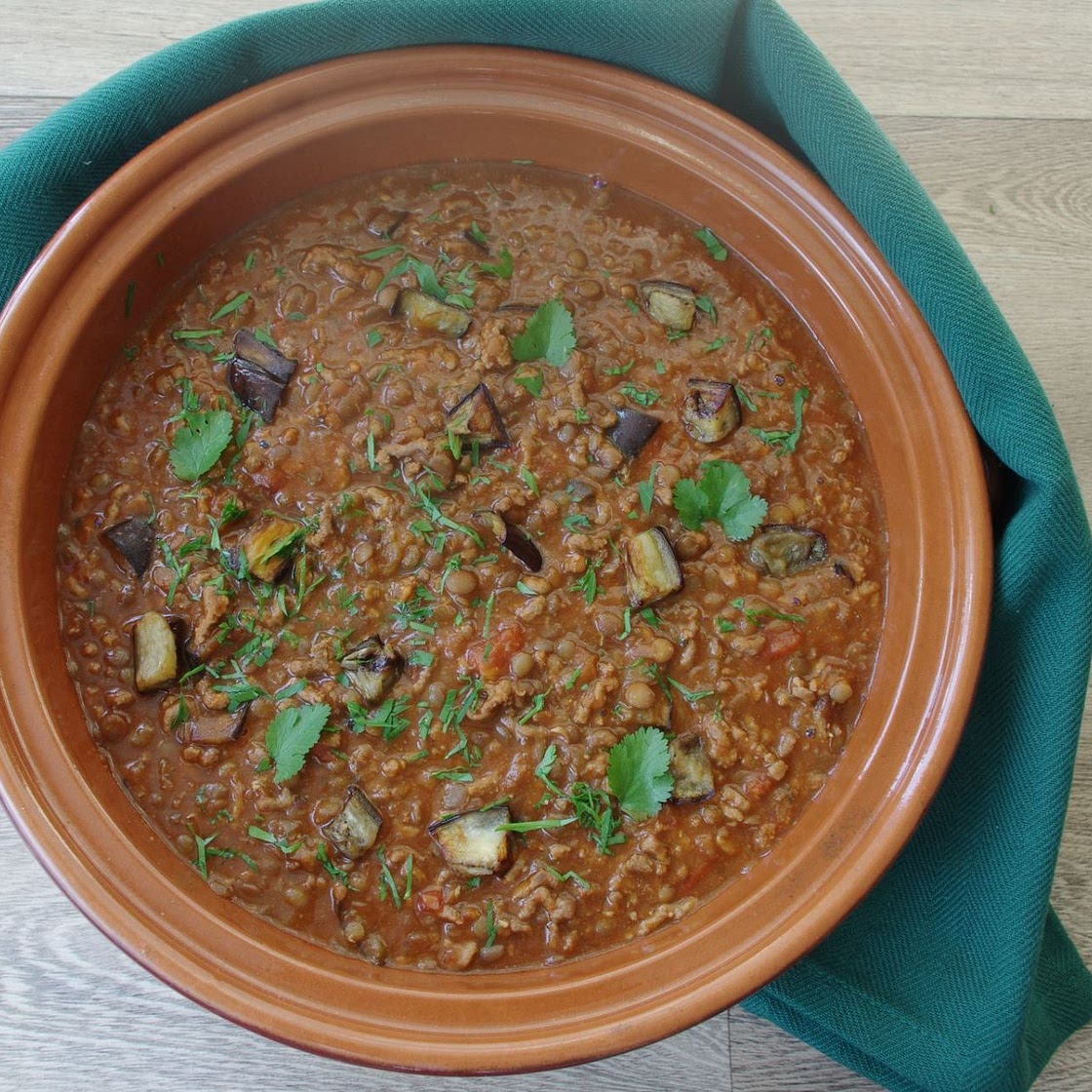 Brown lentils and beef with roasted aubergines in rich tomato sauce