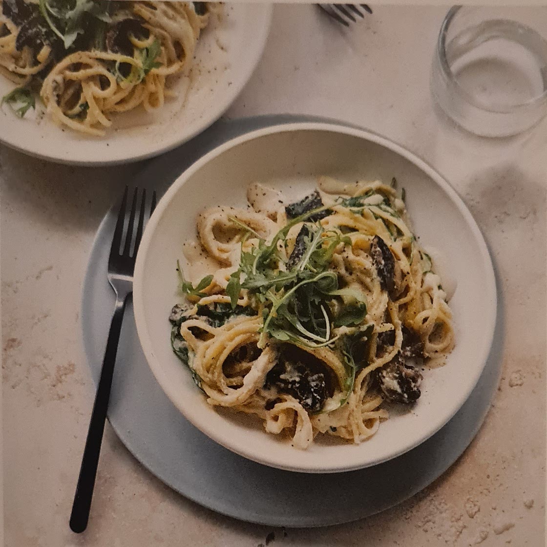 Cashew & chestnut mushroom carbonara