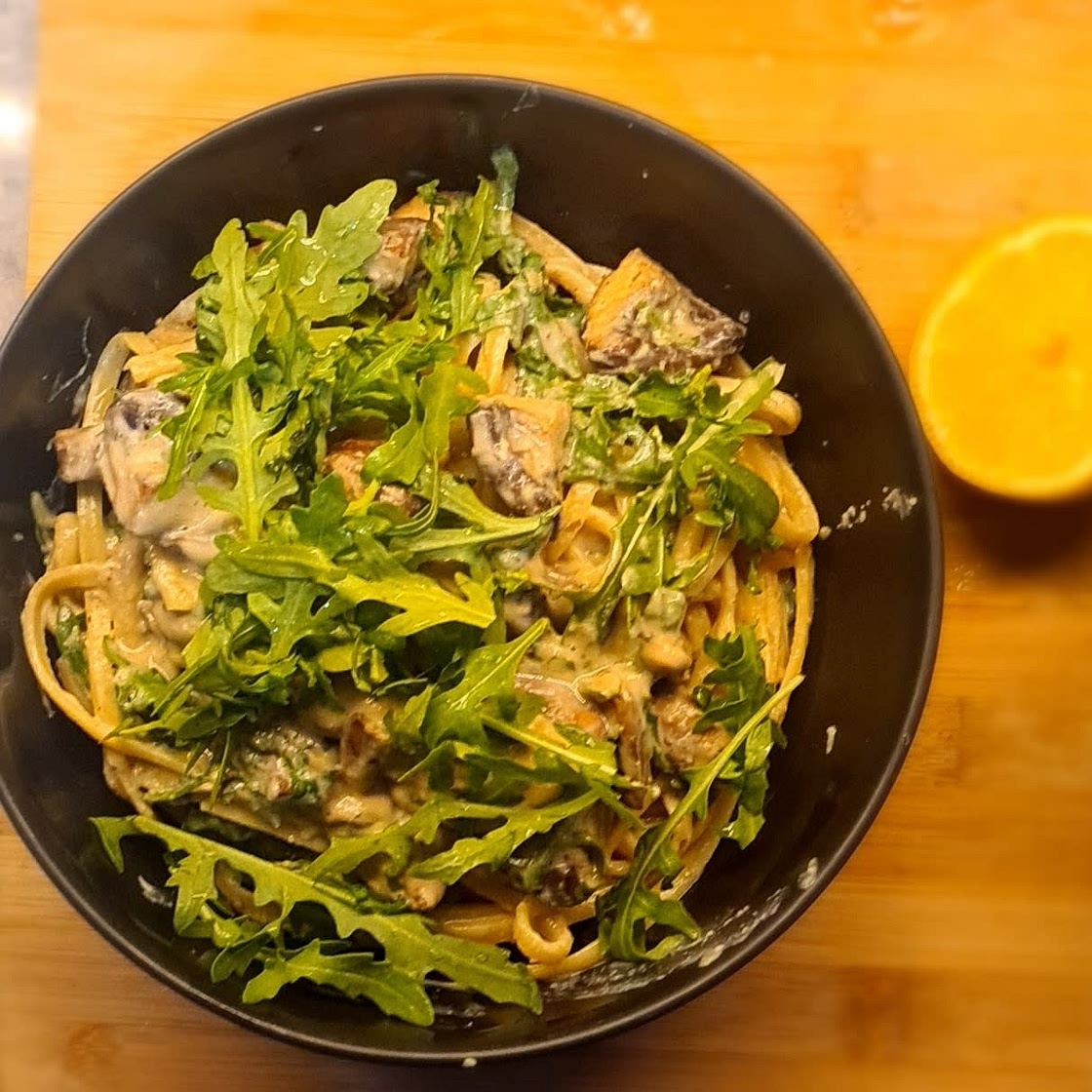 Cashew & chestnut mushroom carbonara