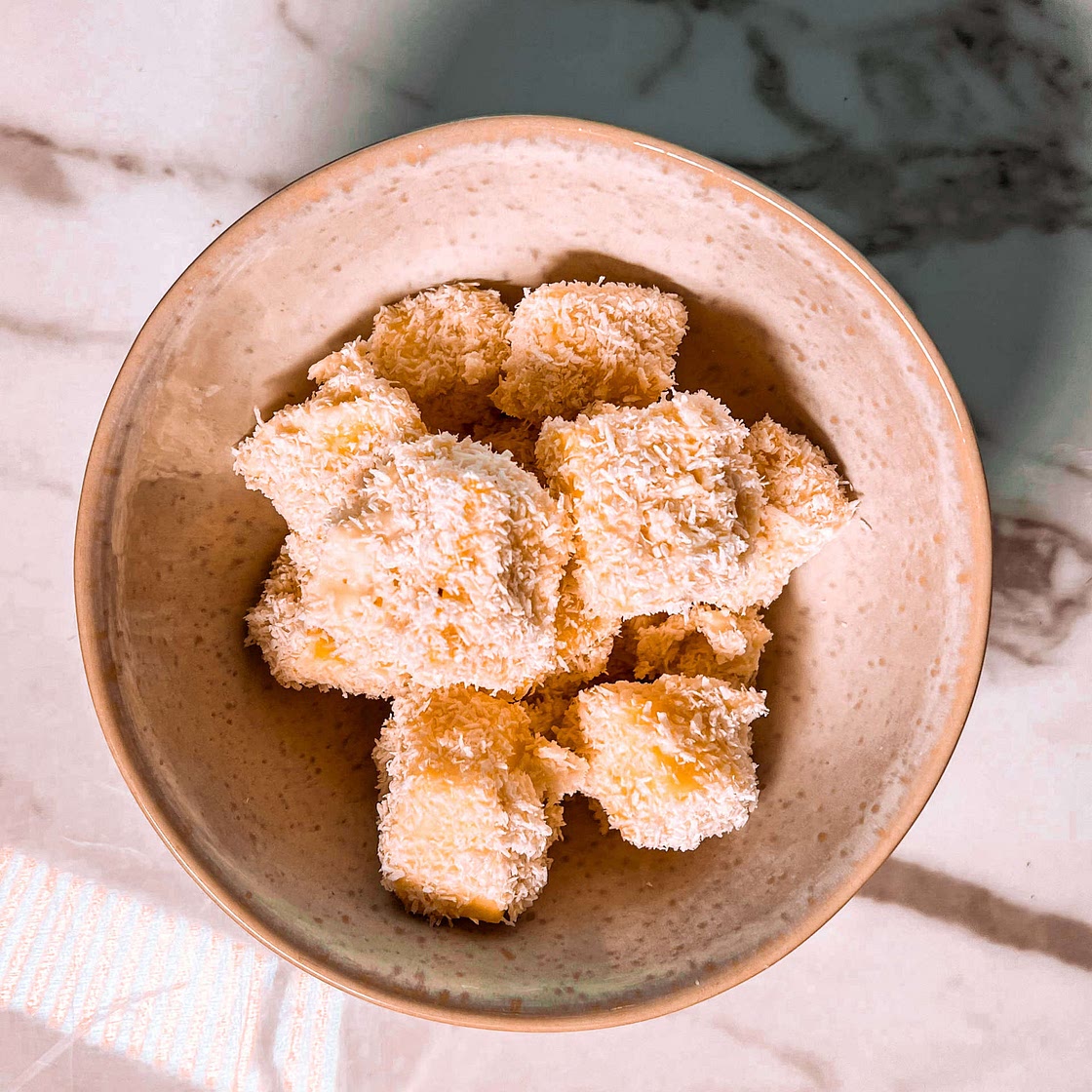 MANGO COCO BITES