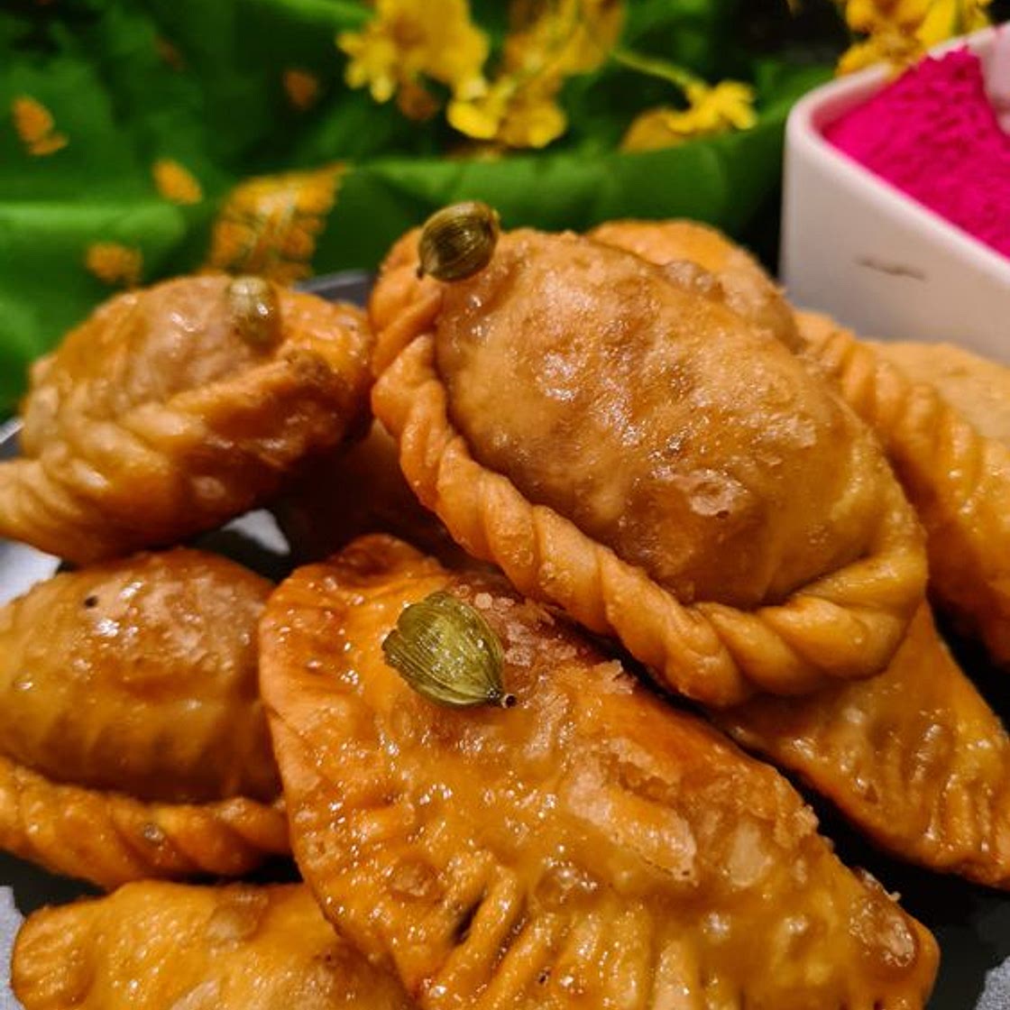 Gujiya