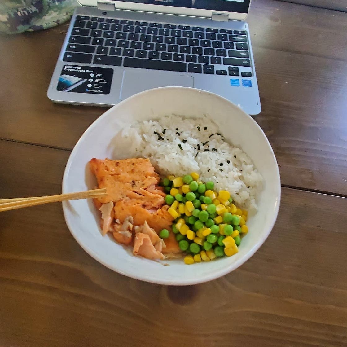 Air Fryer Salmon Recipe (Perfect In 10 Minutes!)