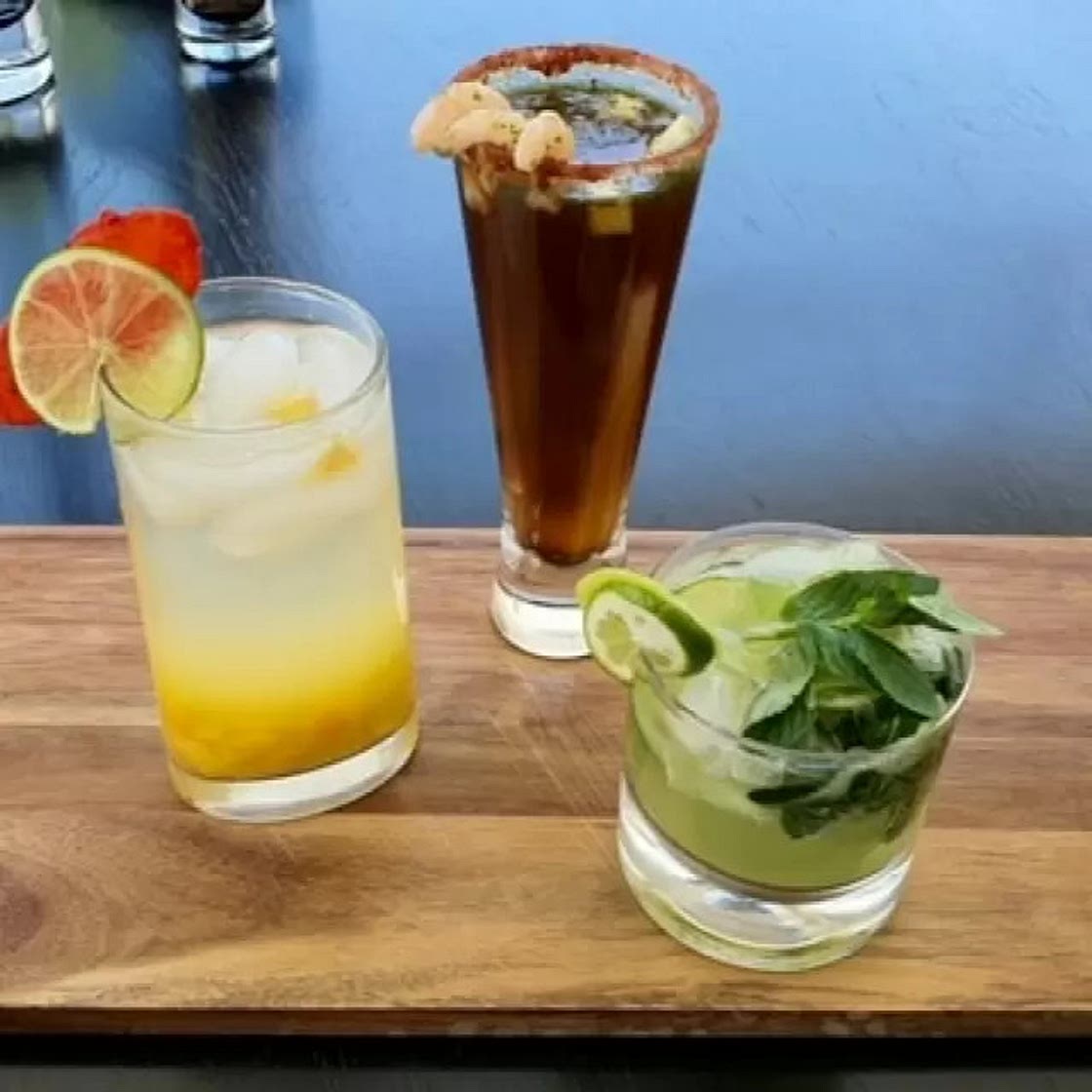 Paloma de Mango con Habanero