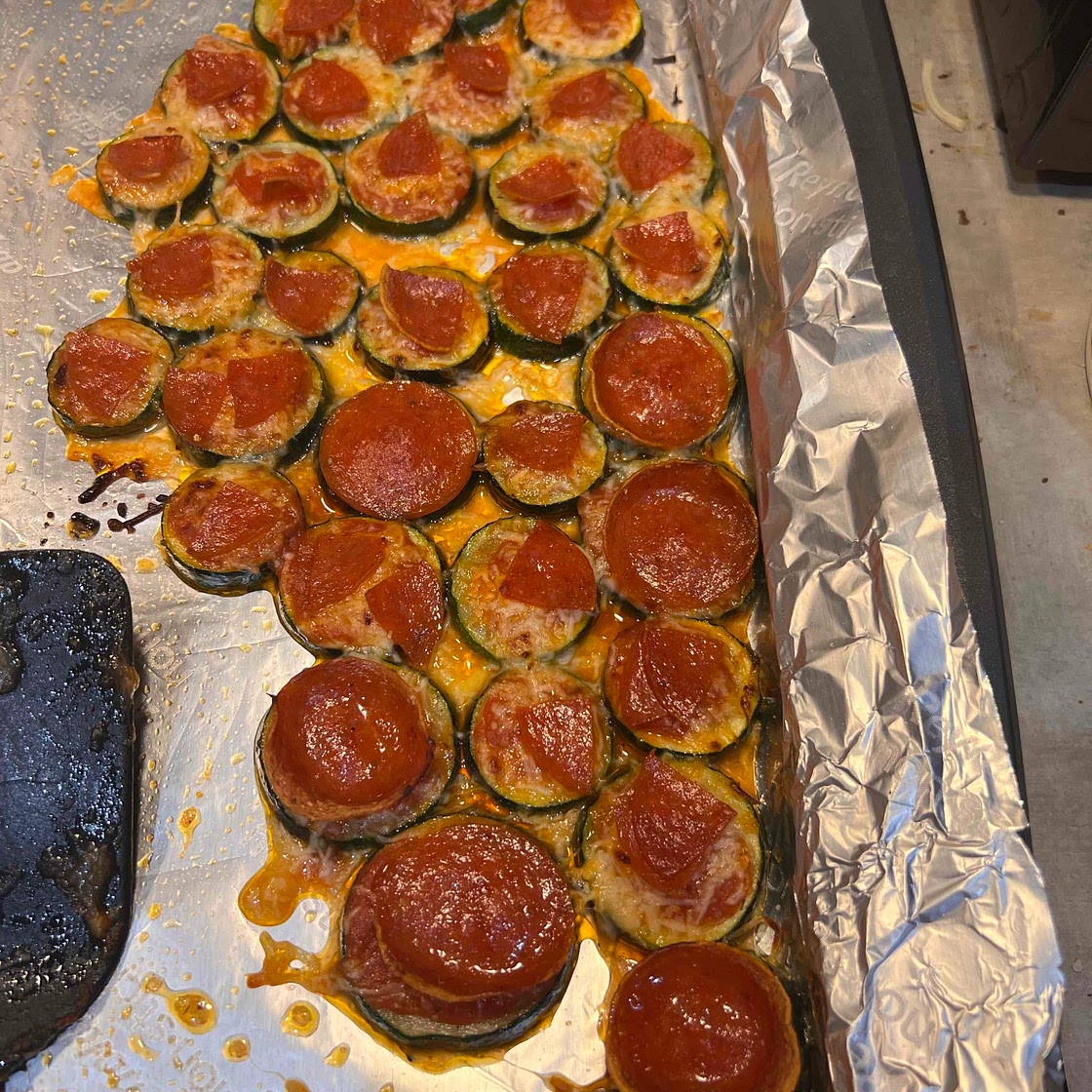 KETO ZUCCHINI PIZZA BITES