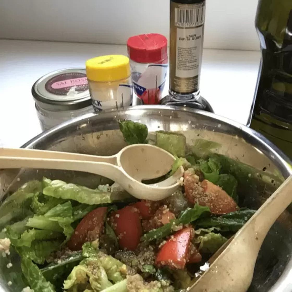 Ensalada de Quinoa con Huevo Duro