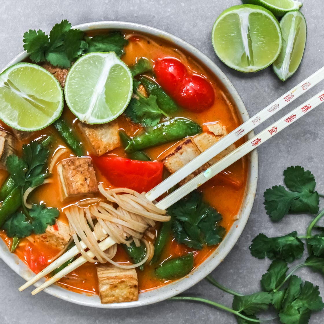 thai red curry noodle soup - Nat's Nourishments