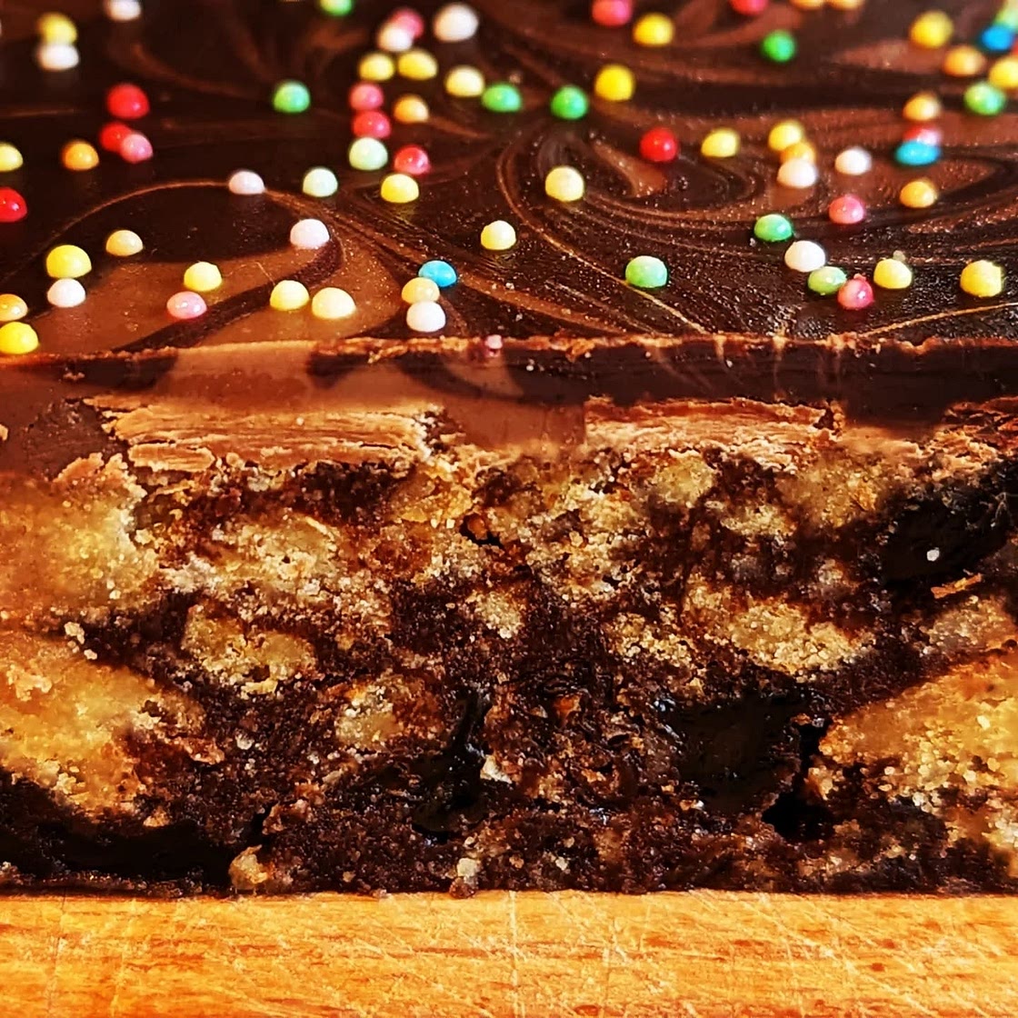 Chocolate tiffin