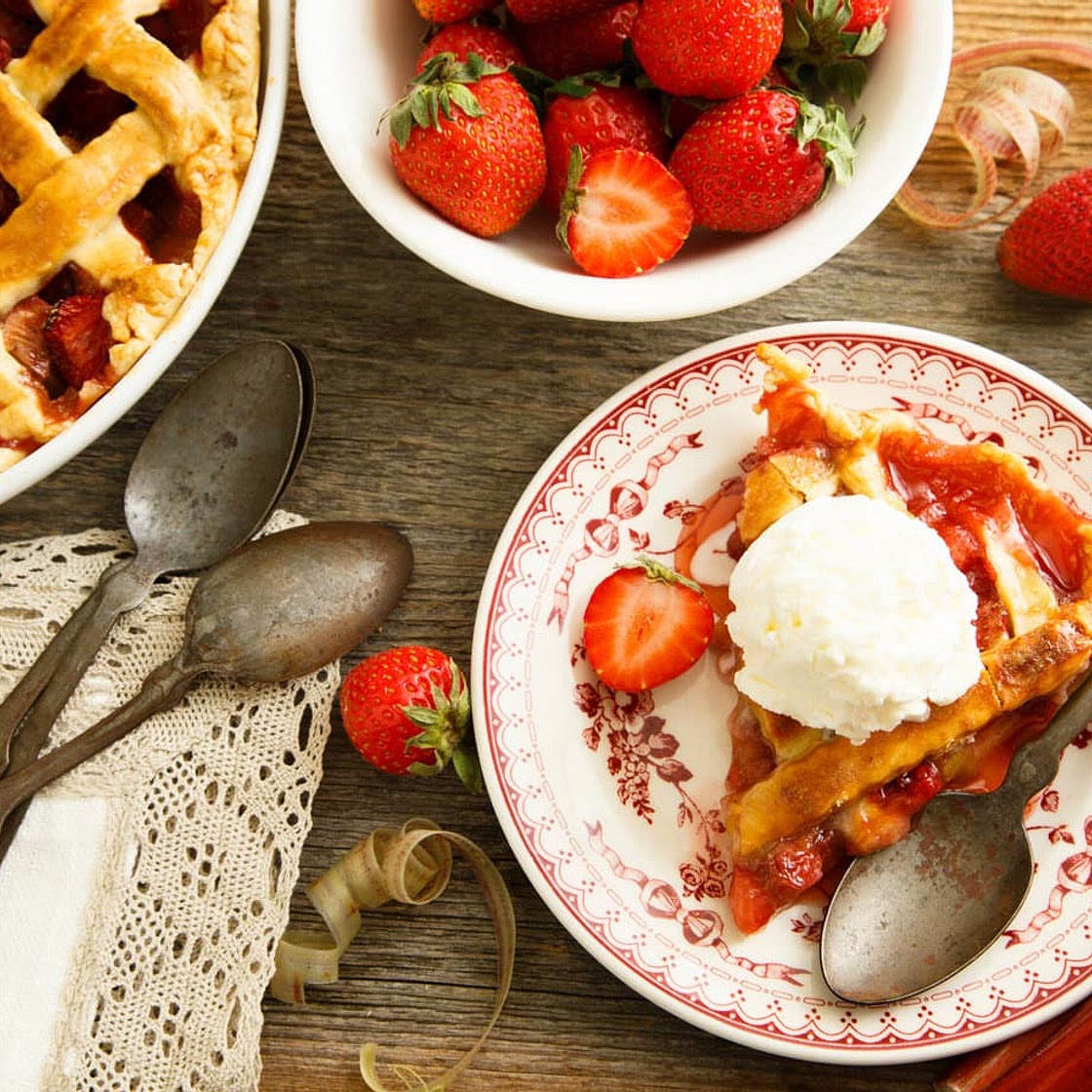 Strawberry Rhubarb Pie
