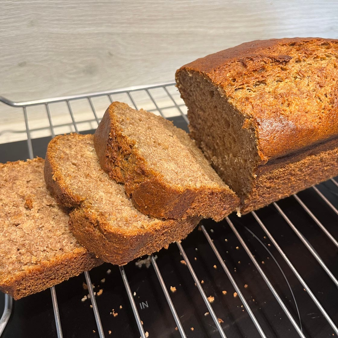 A Sugar-Free Banana Bread Recipe You Won't Believe!