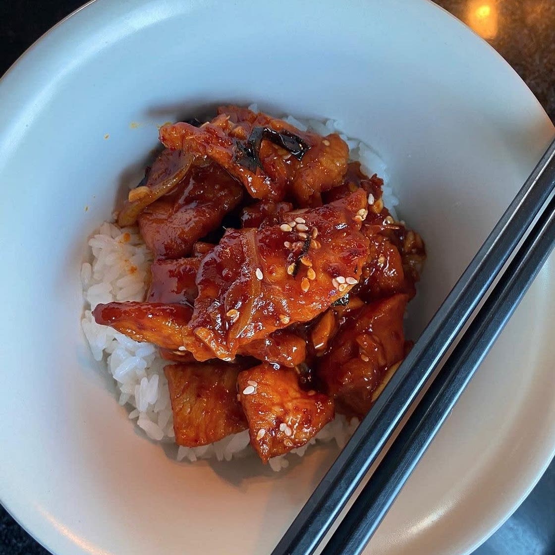 Korean Spicy Pork (jeyuk bokkeum)