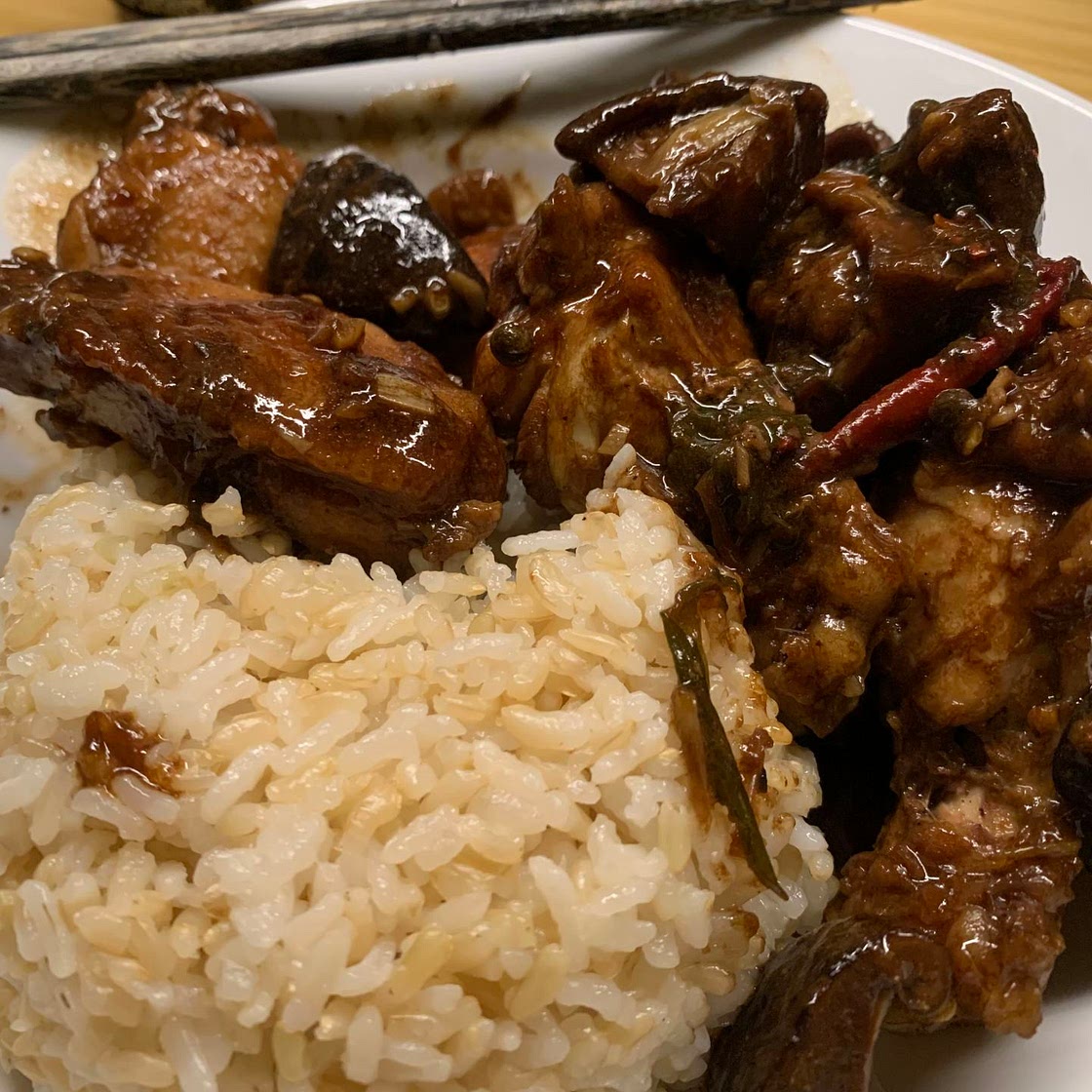香菇鸡翅 chicken wings with dried shiitake