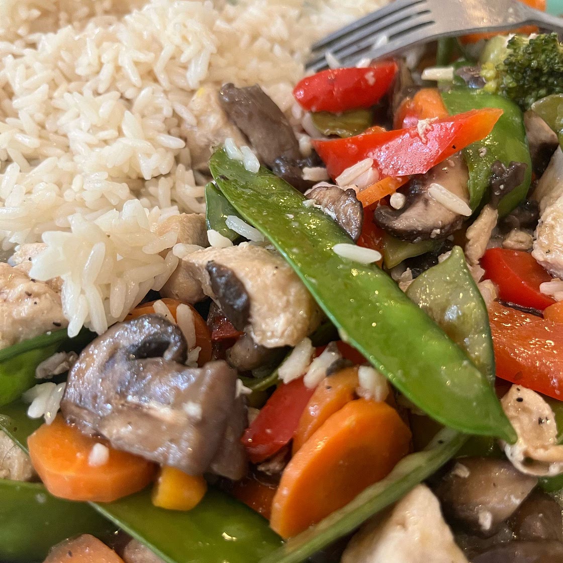 Sesame-Ginger Vegetable Stir-Fry