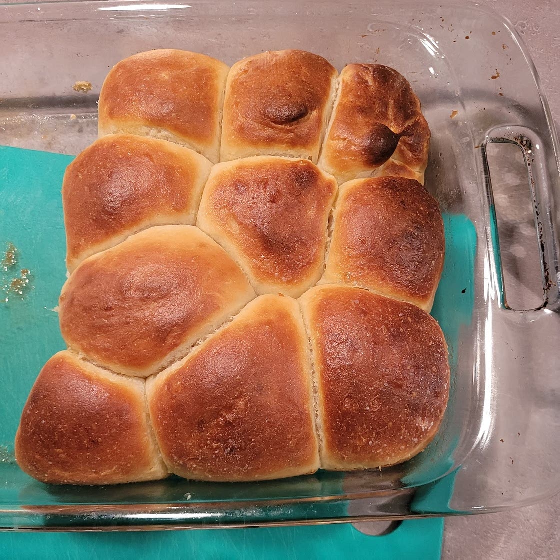 1-Hour Soft and Buttery Dinner Rolls
