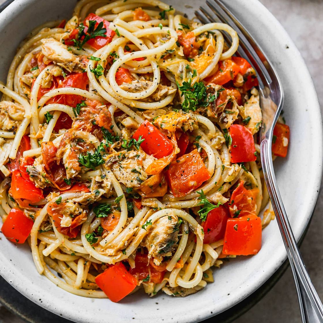 Mediterranean Canned Mackerel Pasta
