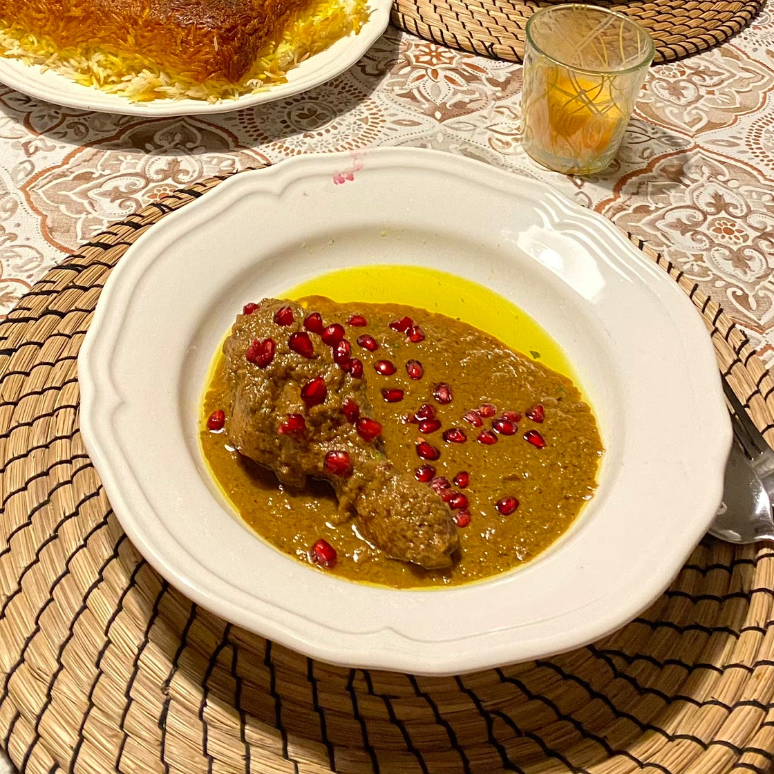 Khoresht Fesenjan