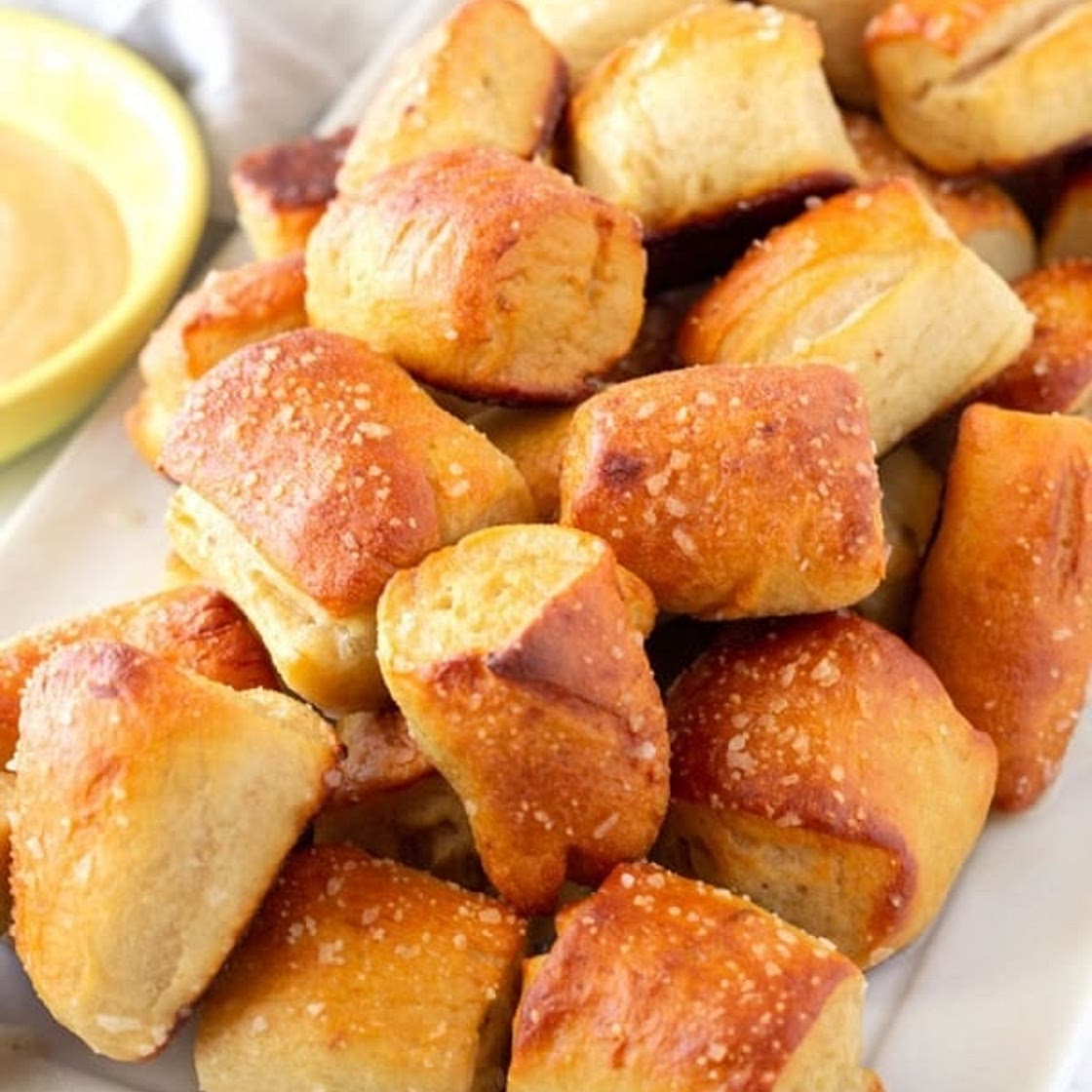 Homemade Pretzels - Auntie Anne's Pretzel Bites Copycat Recipe