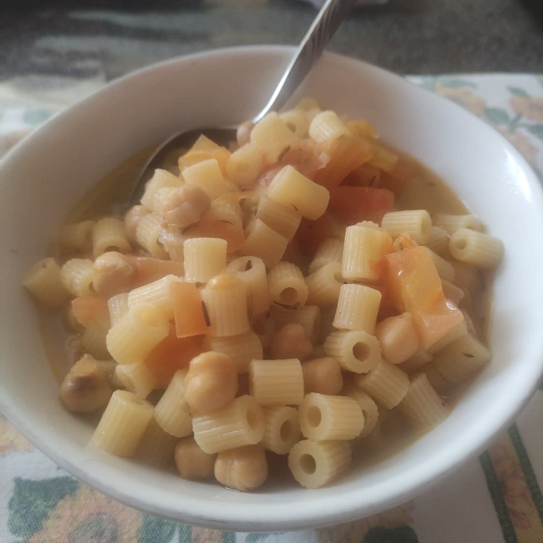Minestra di pasta ceci e broccoli