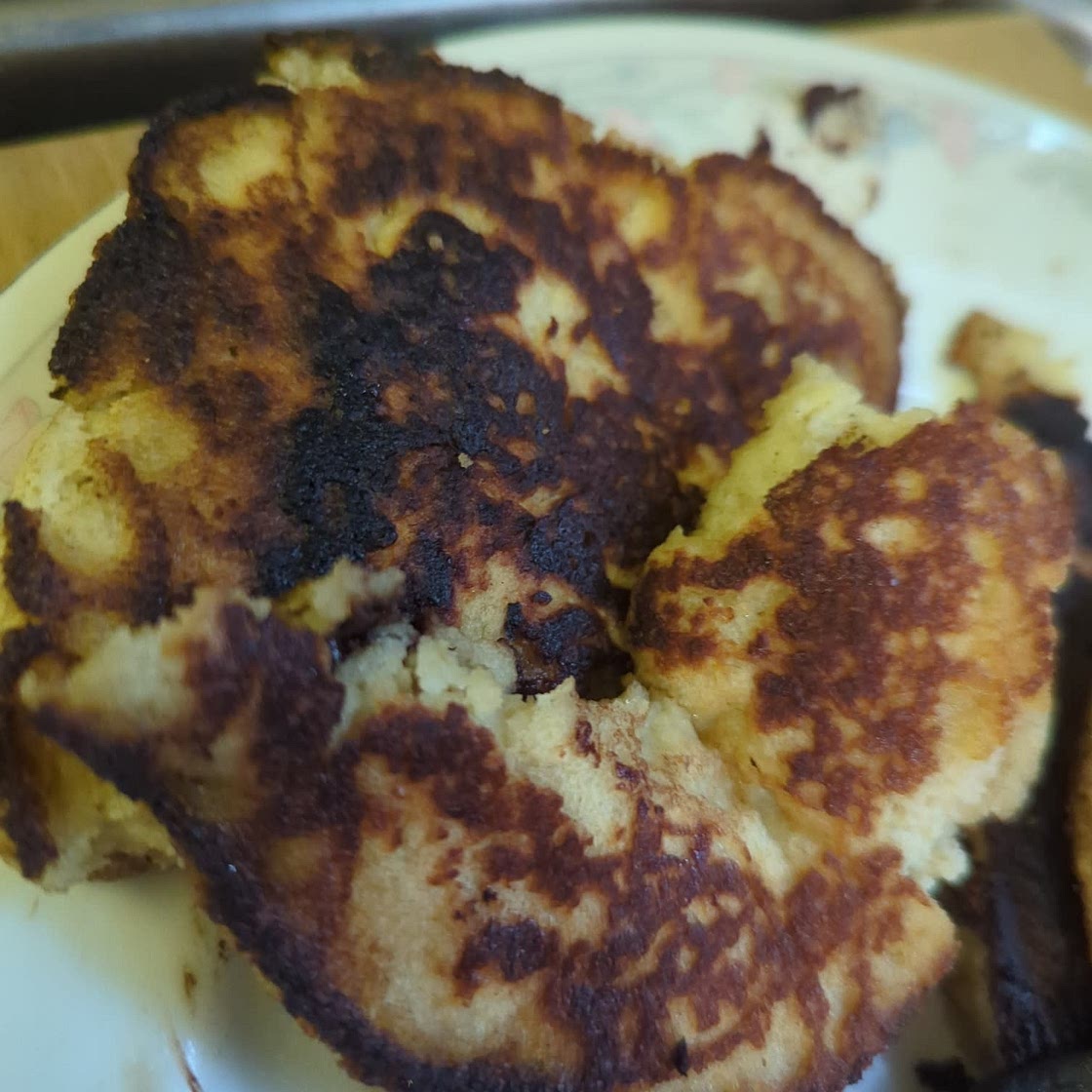 Almond Flour Banana Pancakes