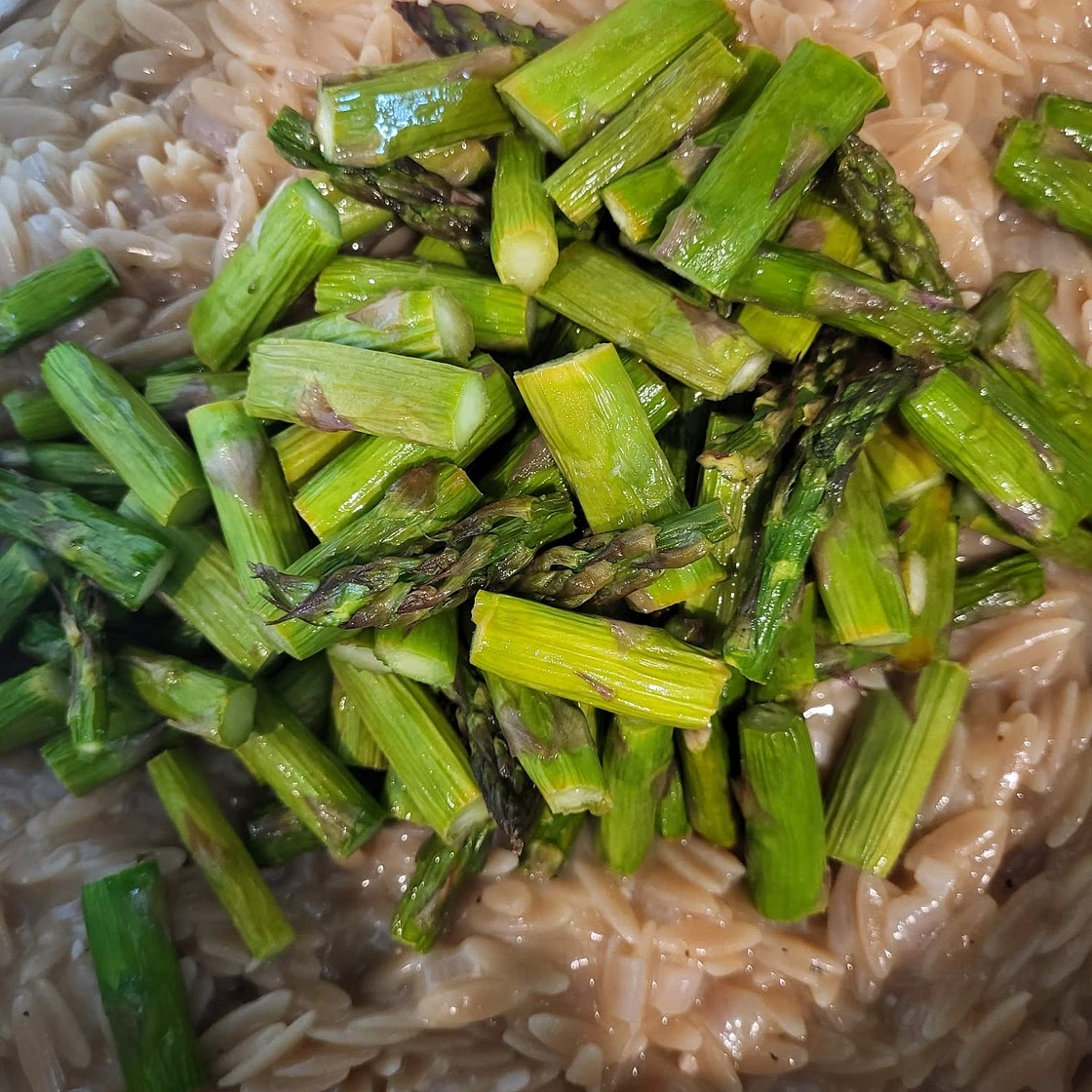 Creamy Orzo with Asparagus and Peas
