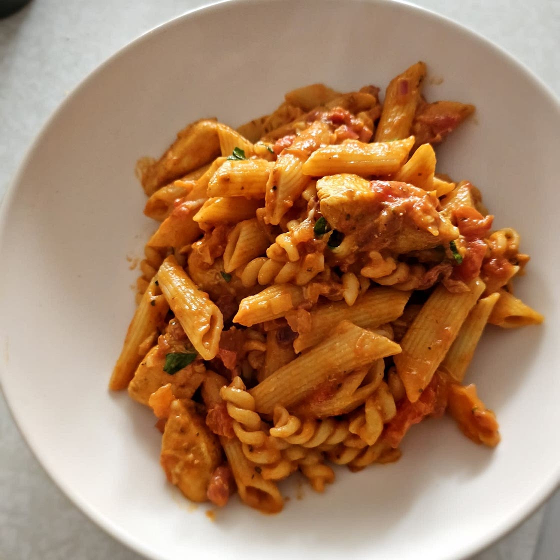 One Pot “Chicken Parm” Pasta