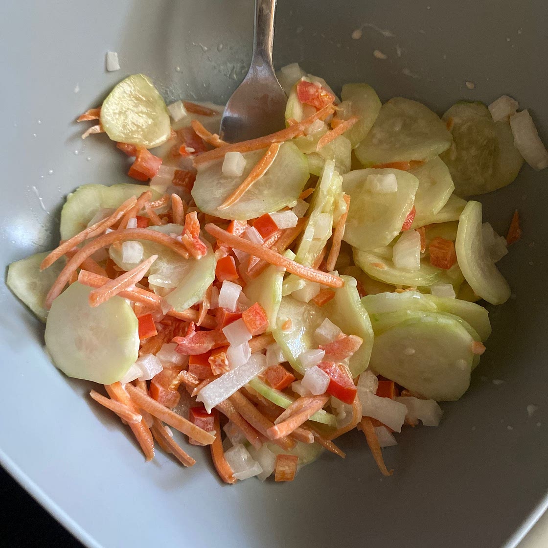 10 Minute Easy Asian Cucumber Salad Recipe